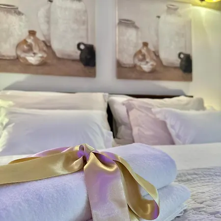 Diocletian Wine Studio Apartment Split