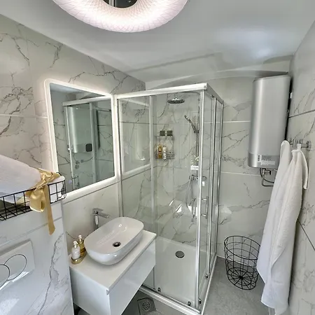 Diocletian Wine Studio Apartment Split
